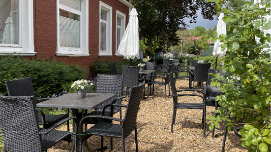 car-cafe-aussen-2